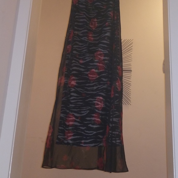 Niki Livas black/roses sheer lace strapless dress - Picture 3 of 4